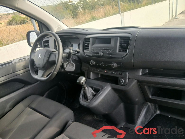 PEUGEOT Expert / 2016 / 4P / furgón Furgón BlueHDi 120 S&S 6v Standard #4