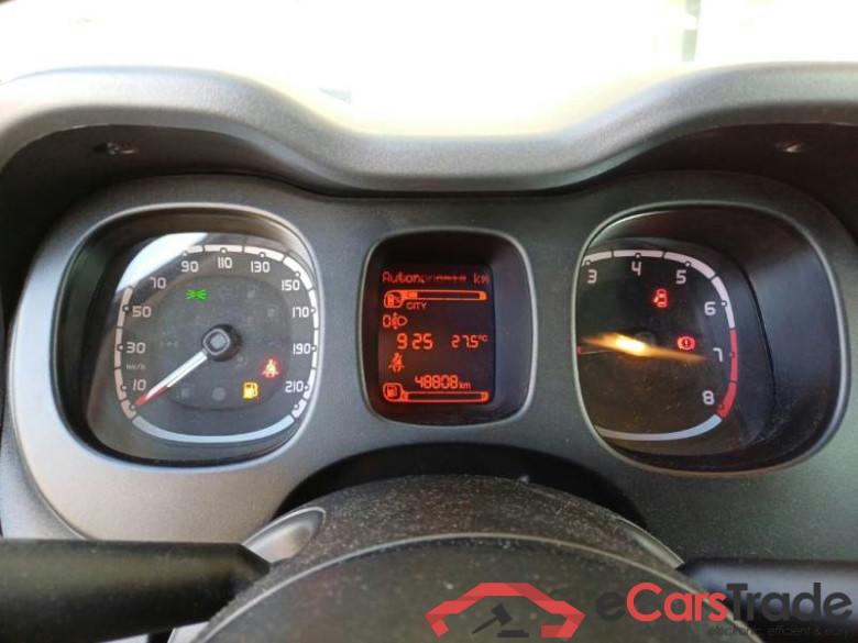 FIAT PANDA / 2011 / 5P / BERLINA 1.0 70CV SeS HYBRID CITY LIFE #4