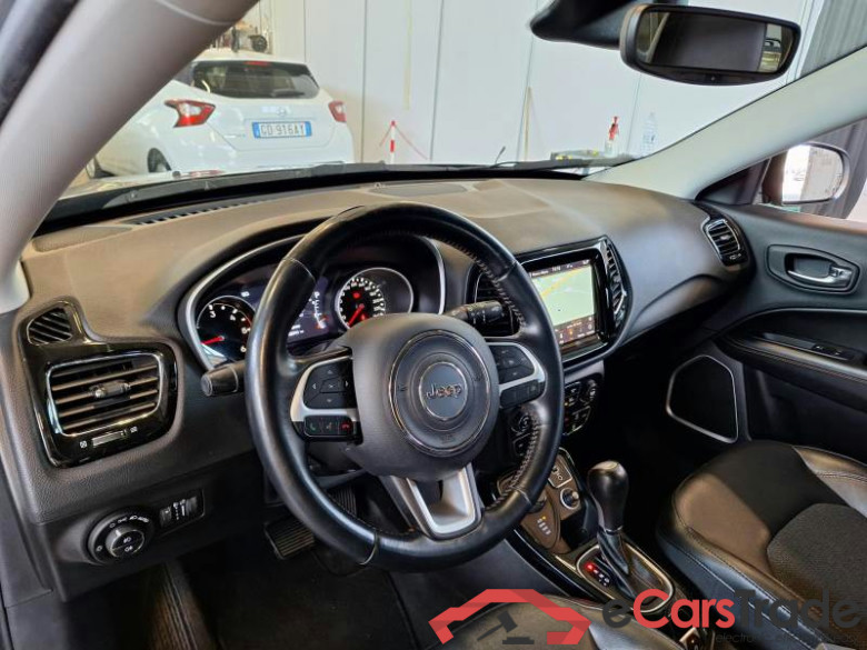 JEEP COMPASS / 2017 / 5P / SUV 2.0 MJET II 103KW LIMITED 4WD AUTO #3