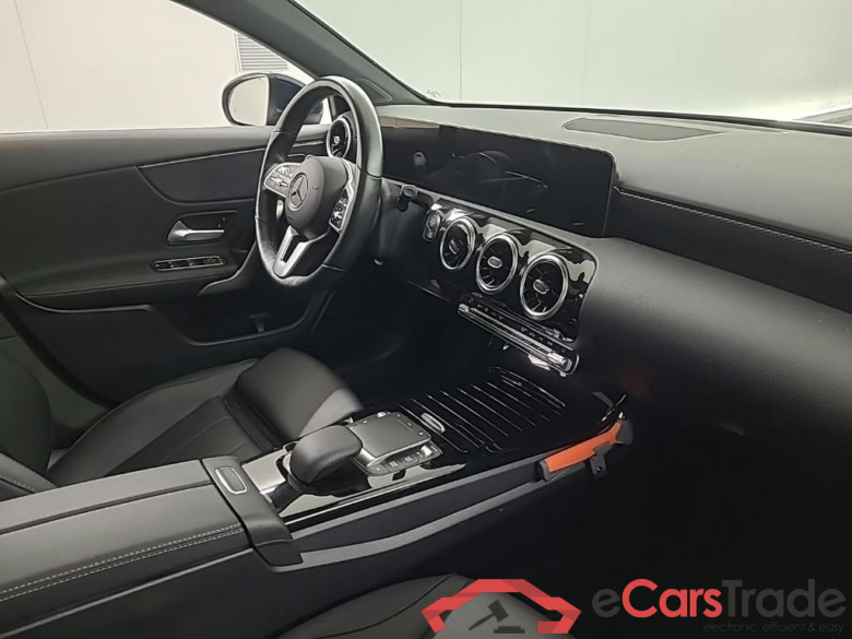 MERCEDES-BENZ A-klasse A 200 DCT Luxury Line 5D 120kW #6