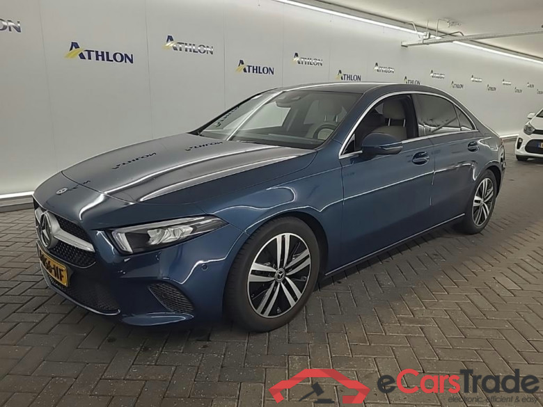 MERCEDES-BENZ A-Klasse Limousine A 180 7G-DCT Business Solution Luxury 4D 100kW #1