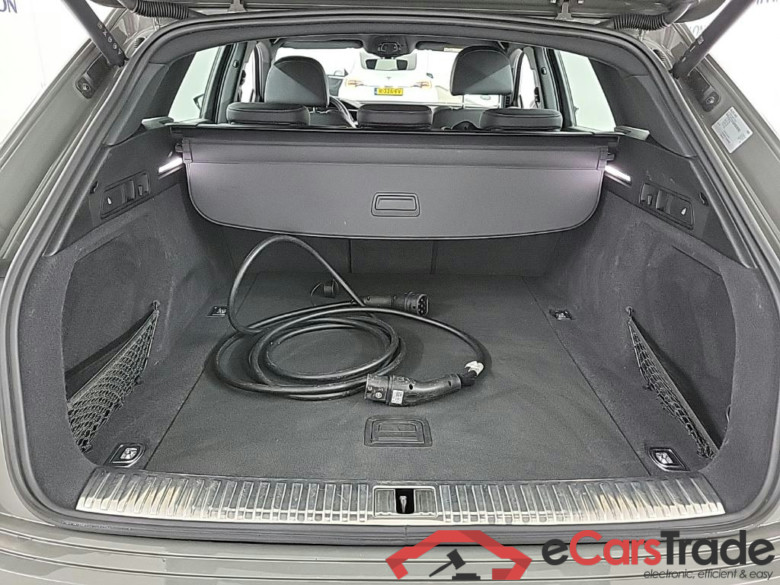 AUDI Q8 e-tron 50 e-tron quattro S edition 5D 250kW #5