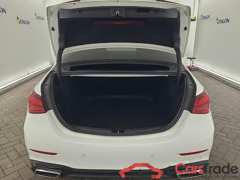MERCEDES-BENZ C-Klasse Limousine C 200 Launch Edition AMG Line 4D 150kW #5