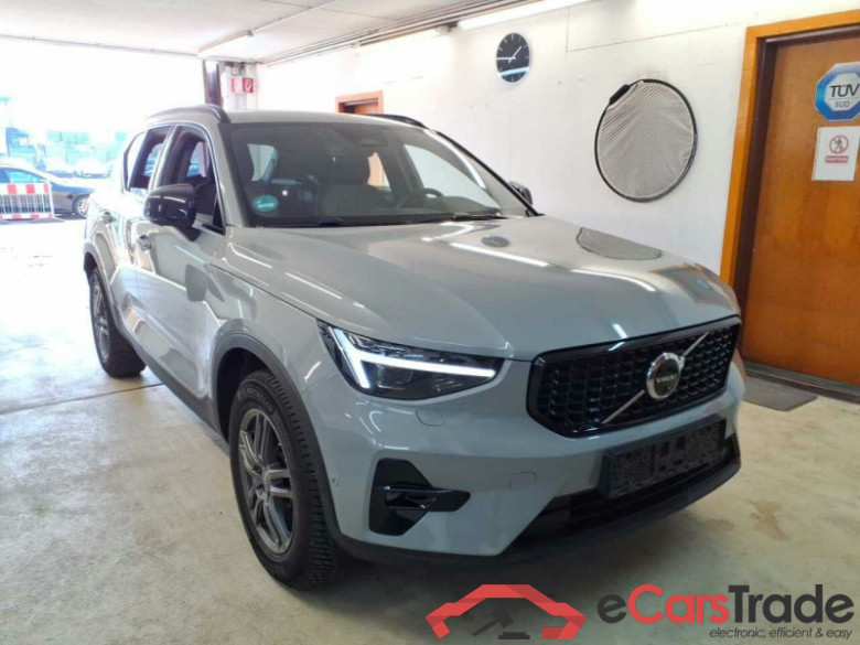 Volvo XC40  #1