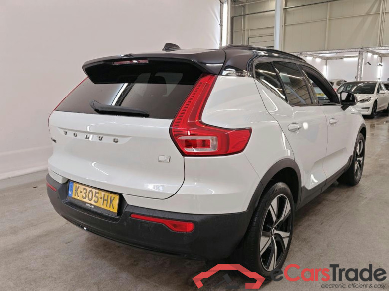 Volvo XC40 Recharge P8 AWD R-Design 5d #2