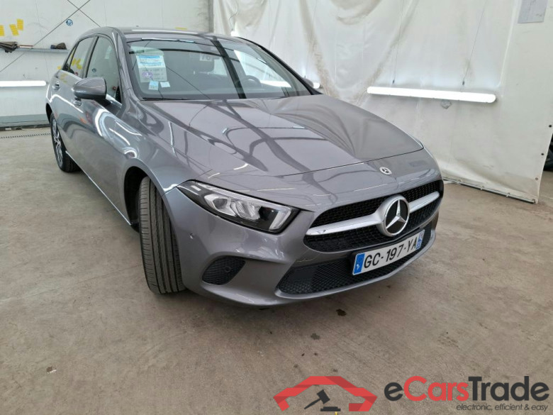 MERCEDES-BENZ Classe A Compact / 2018 / 5P / Berline A 250 e Business Line 8G-DCT #5