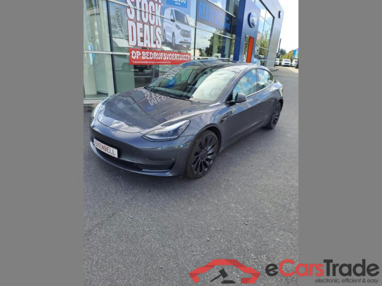 TESLA Model 3 78 kWh AWD Performance (377 kW)