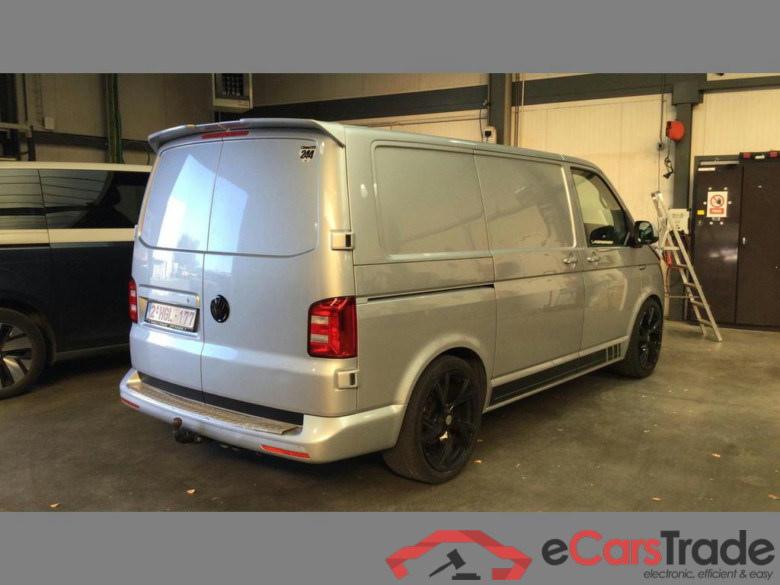 VOLKSWAGEN Transporter T6 1400 Fourgon Swb Dsl 2.0 TDi SCR BMT DSG #4