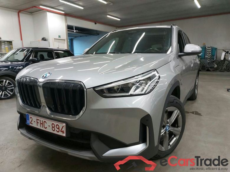 BMW X1 1.5 xDrive25e Plug-In Hybrid Aut. LED LC-Pro Navi-Pro KeylessGo Camera Klima PDC ...