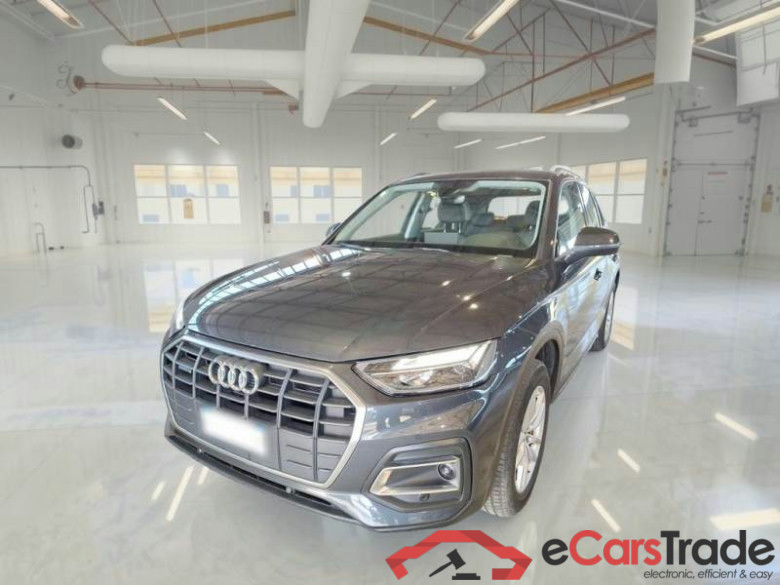 AUDI Q5 / 2020 / 5P / SUV 50 TFSI E BUSINESS QUATTRO S TRONIC #1