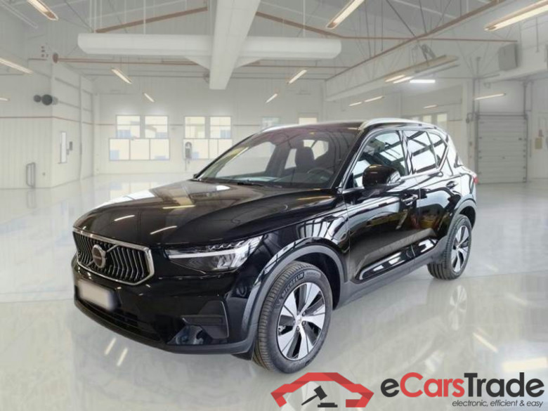 VOLVO XC40 / 2021 / 5P / SUV T4 Recharge Plug-in auto Essential