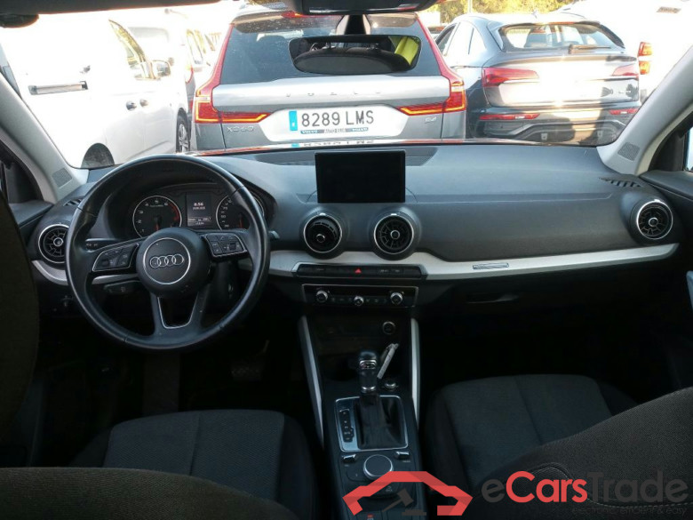 AUDI Q2 / 2016 / 5P / todoterreno Design 35 TFSI 110kW (150CV) S tronic #3
