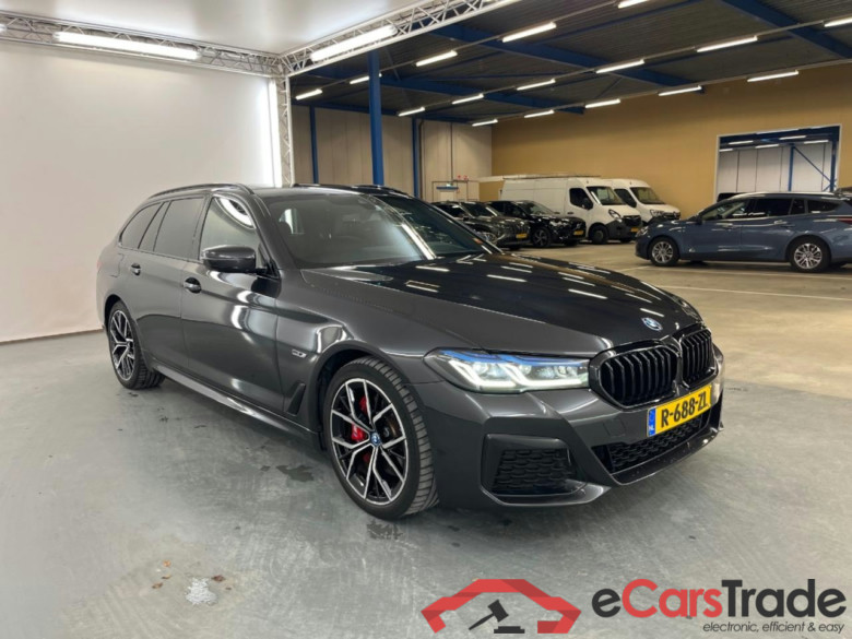 BMW 5-SERIE TOURING 530e Business Edition Plus #2