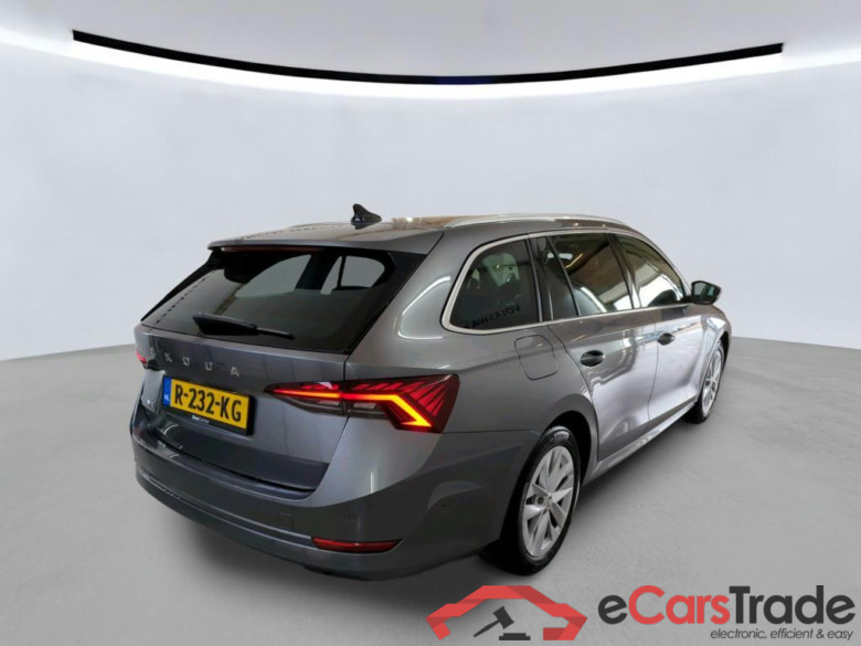 SKODA Octavia Combi 81 kW #5