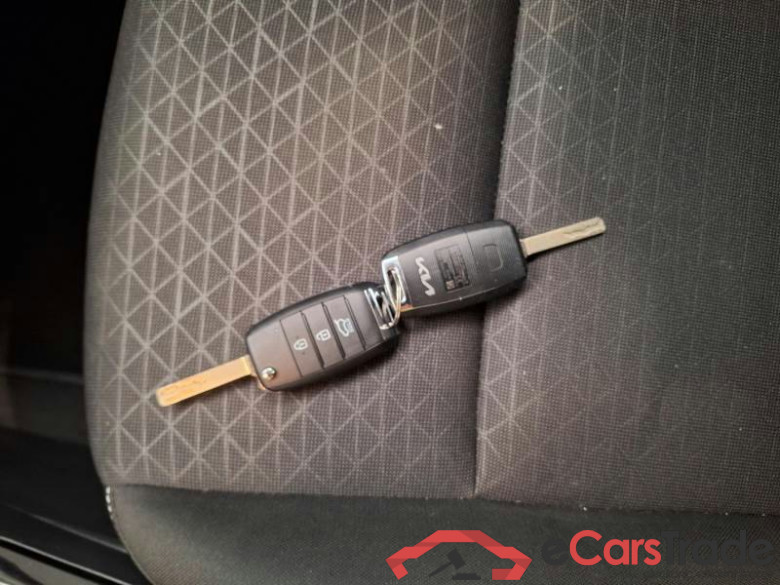 KIA PICANTO / 2020 / 5P / BERLINA 1.0 STYLE AMT #6