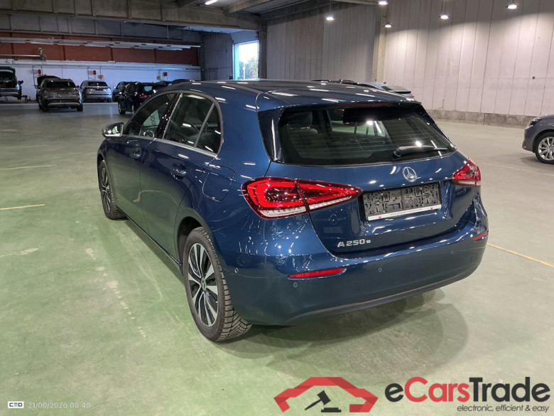 MERCEDES-BENZ A-CLASS 1.3 A 250 E DCT BUSINESS SOLUTION #3