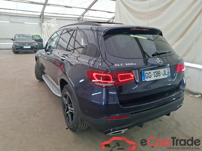 MERCEDES-BENZ GLC / 2019 / 5P / SUV 2.0 GLC 300 E AMG LINE 4MATIC #5