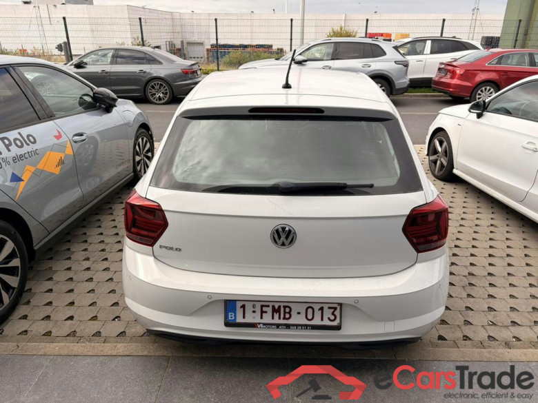 VOLKSWAGEN Polo New Trendline 1.0 48 kW (65 ch) 5 vitesses manuel #6