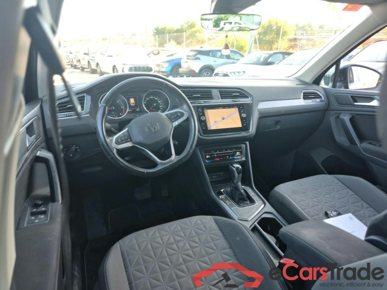 VOLKSWAGEN Tiguan / 2020 / 5P / todoterreno Life 2.0 TDI 110kW (150CV) DSG (AC2) #3