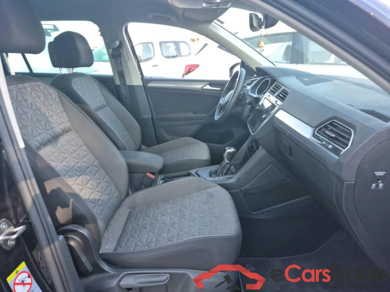 VOLKSWAGEN Tiguan / 2020 / 5P / todoterreno Life 2.0 TDI 110kW (150CV) DSG (AC2) #6