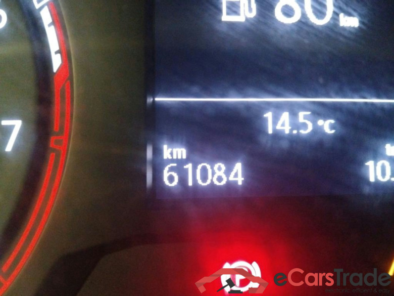 VOLKSWAGEN T-Roc / 2017 / 5P / todoterreno Advance 1.0 TSI 85kW (115CV) (CX) #5