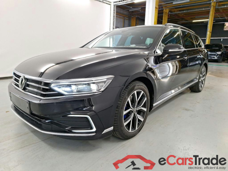 VOLKSWAGEN PASSAT VARIANT 1.4 TSI MSQ VARIANT GTE BUSINESS #1