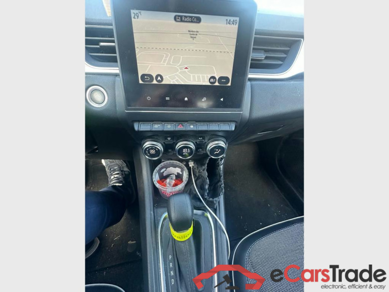 RENAULT Captur 1.33 TCe MHEV Techno EDC GPF #6