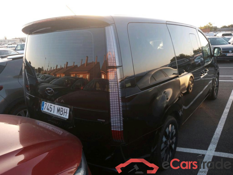 HYUNDAI Staria / 2022 / 5P / monovolumen 2.2 CRDI Style 4x4 7S #2