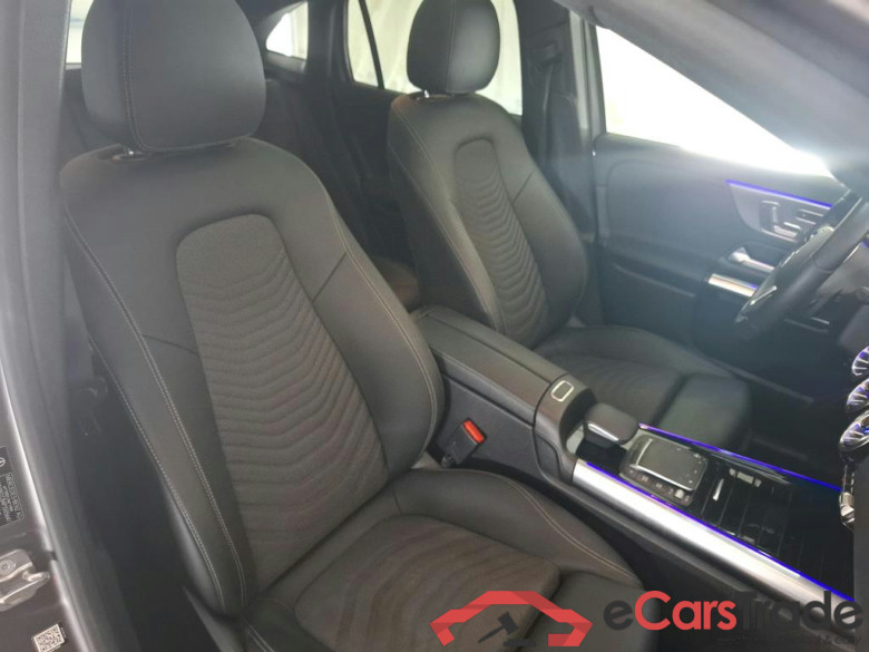 MERCEDES-BENZ GLA / 2020 / 5P / SUV GLA 200 D BUSINESS LINE DCT #6