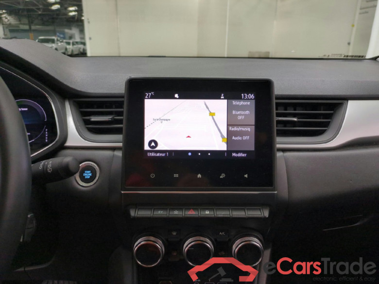 RENAULT Captur / 2019 / 5P / SUV Business E-Tech hybride rechargeable 160 #6