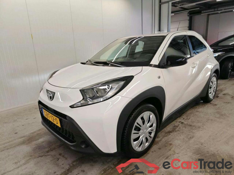 TOYOTA Aygo X 1.0 VVT-i MT Play