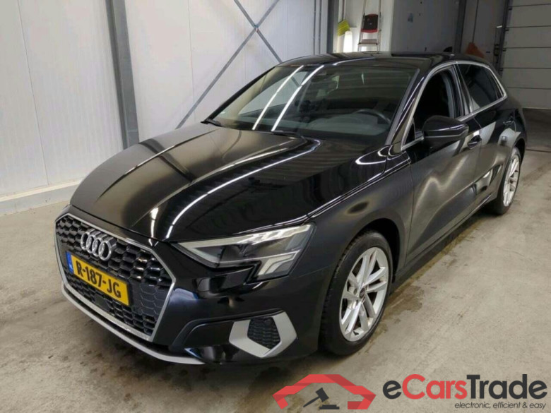 AUDI A3 Sportback 35 TFSI Adv edition #1