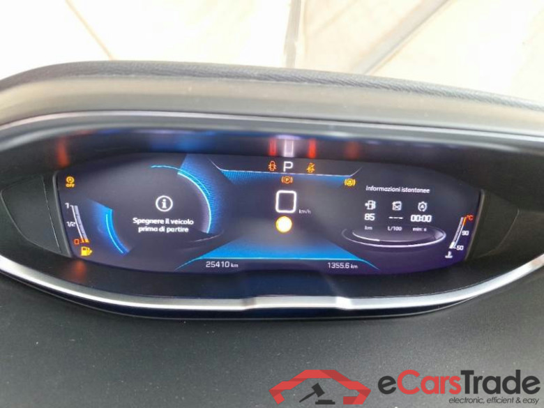 PEUGEOT 3008 / 2020 / 5P / SUV BLUEHDI 130 EAT8 SeS ALLURE #4