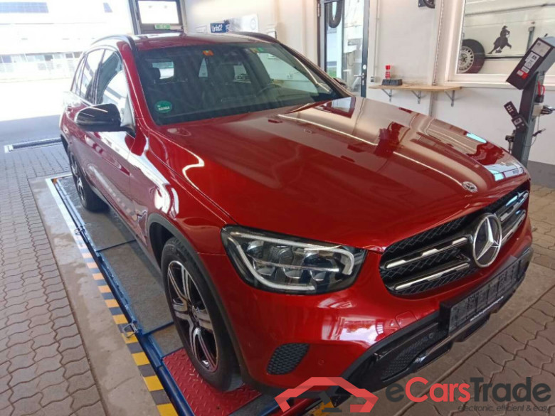 Mercedes-Benz GLC (BM 253)(06.2015->) DE - SUV5 GLC 200 EU6d, 4Matic, (Facelift) 2020 - 2022 #1