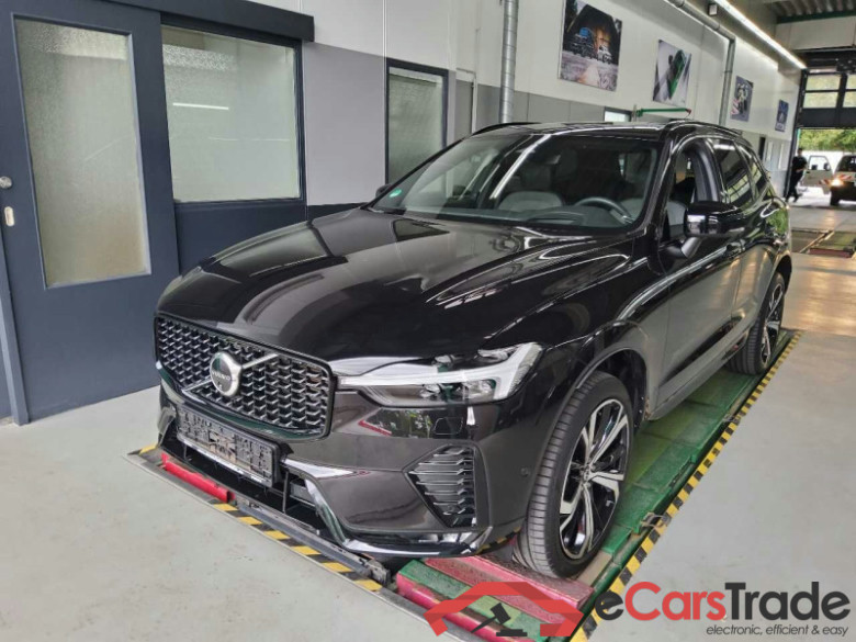 Volvo XC60 (03.2017->) DE - SUV5 B5 (Benzin) AWD EU6d, Ultimate Dark Mild-Hybrid, (Facelift) 2022 - 202 #1