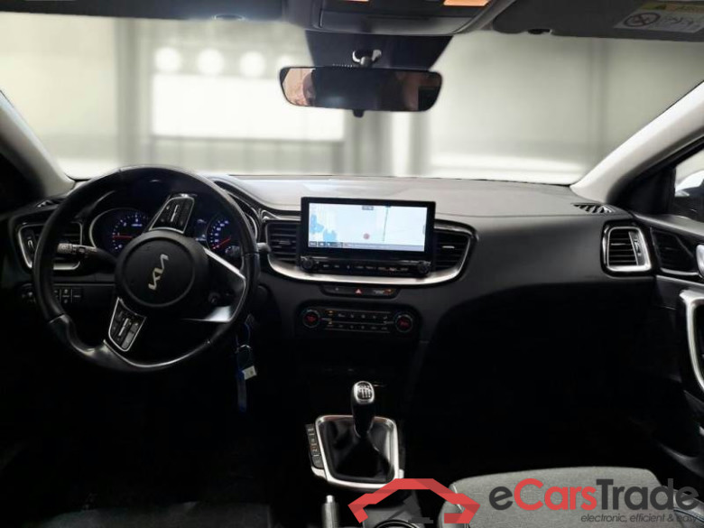 KIA XCEED / 2022 / 5P / CROSSOVER 1.6 CRDI 136 CV MHEV IMT BUSINESS #3