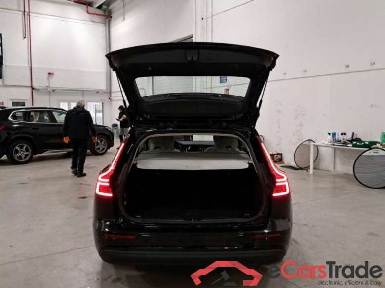 VOLVO V60 / 2019 / 5P / STATION WAGON B4 D AUTOM. ESSENTIAL #5