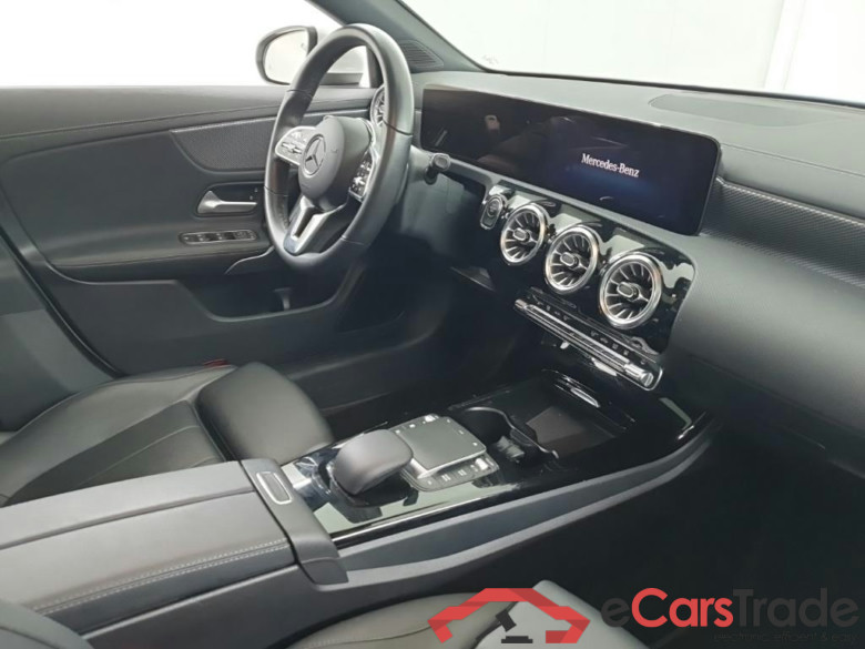 MERCEDES-BENZ CLA Shooting Brake CLA 250 e DCT Bus. Sol. Luxury Limited 5D 160kW #6