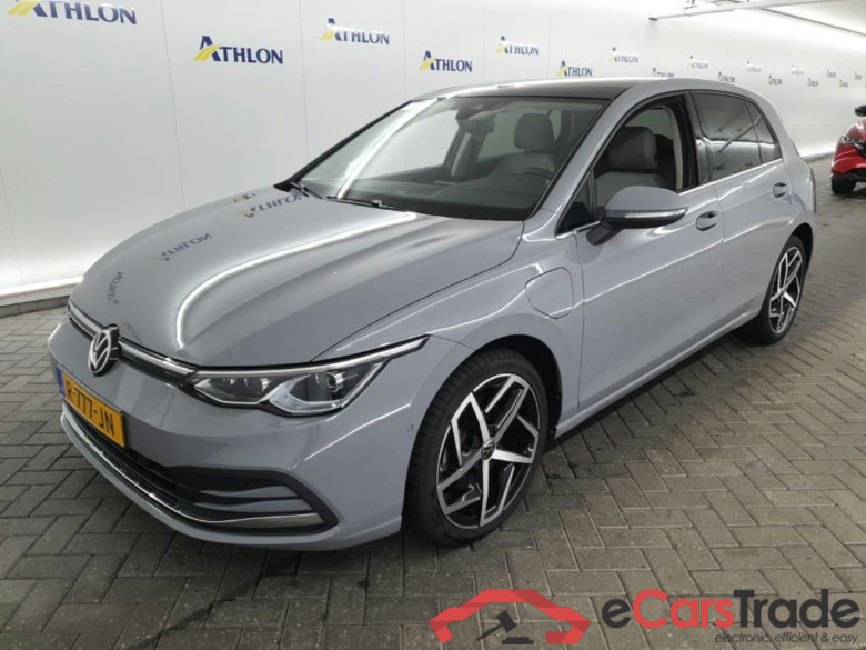 VOLKSWAGEN GOLF 1.4 eHybrid 150kW DSG Style 5D