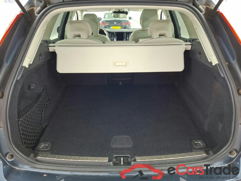 VOLVO XC60 B5 Automaat Momentum Exclusive 5D 184kW #5