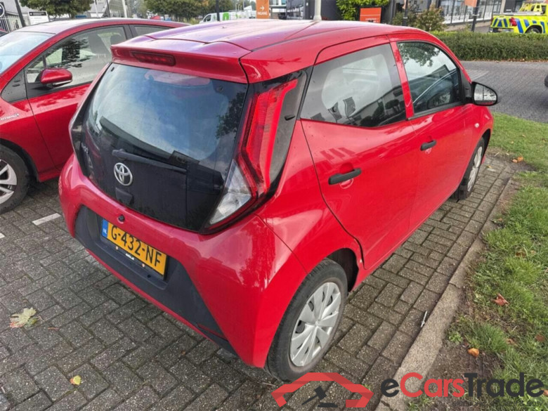 TOYOTA Aygo 1.0 VVT-i x-fun #4