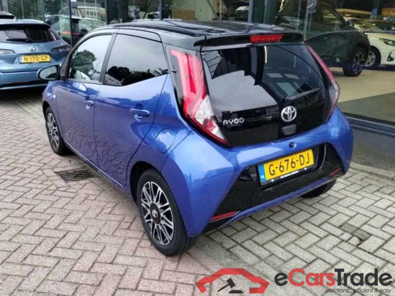 TOYOTA Aygo 1.0 VVT-i x-cite #3