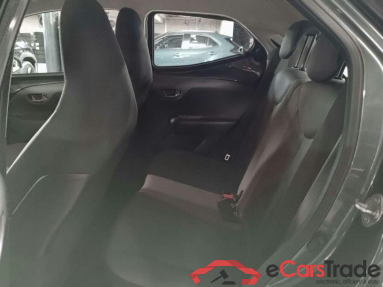 TOYOTA Aygo 1.0 VVT-i x-play #5