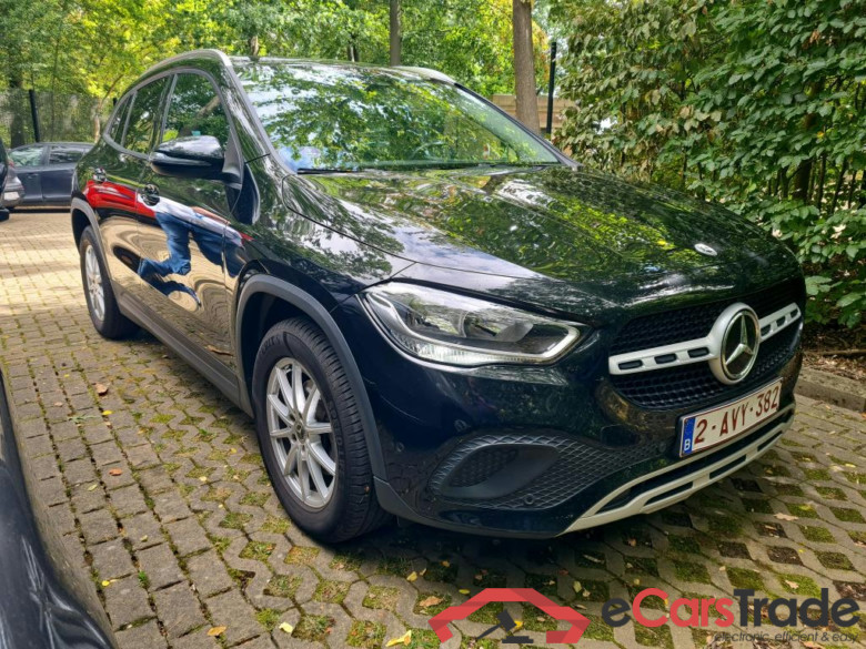 MERCEDES-BENZ GLA - Klasse 1.3 GLA 180 DCT BUSINESS SOLUTION #2