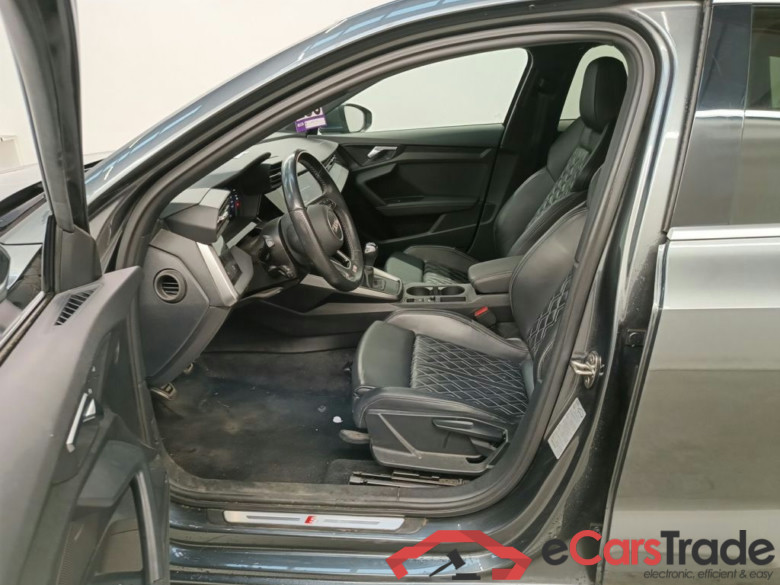Audi A3 Sportback 2.0 35 TDi 110kW S line 5d #3