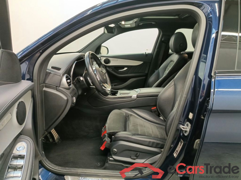Mercedes-Benz GLC Coupé GLC 300 de Business Solution 4MATIC 5d #3