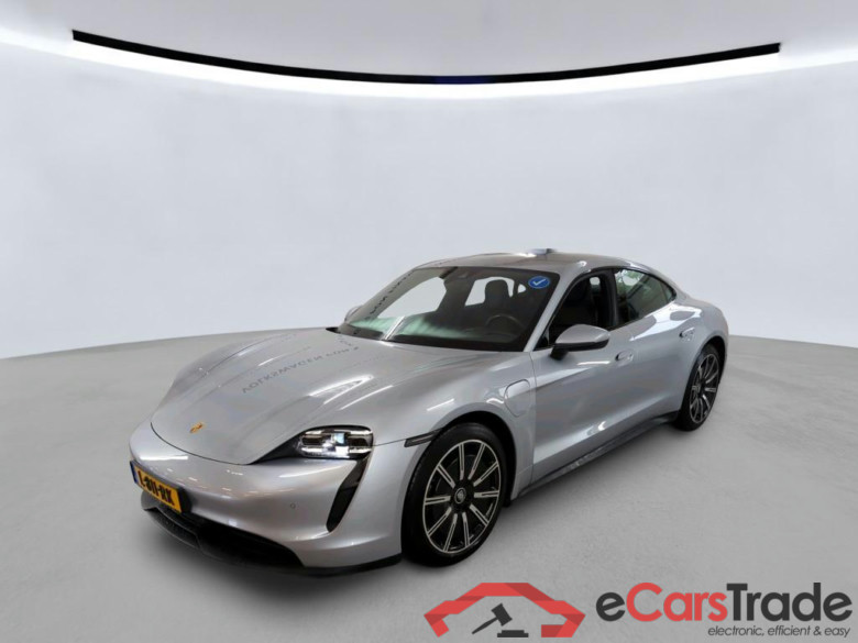 PORSCHE Taycan 300 kW
