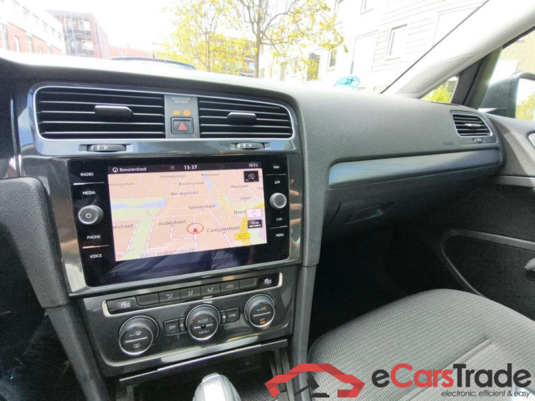 VOLKSWAGEN GOLF 85 kW #2