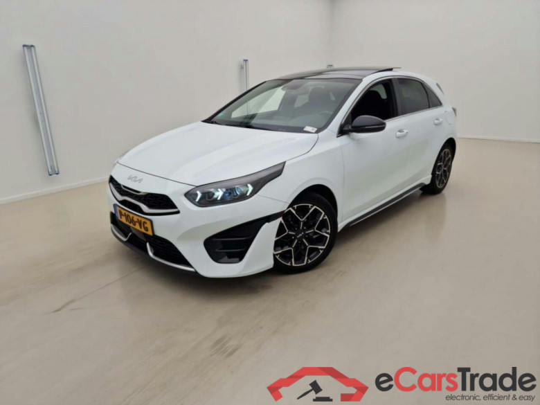 KIA CEE D 1.5 T-GDi GT-Line AUT #1