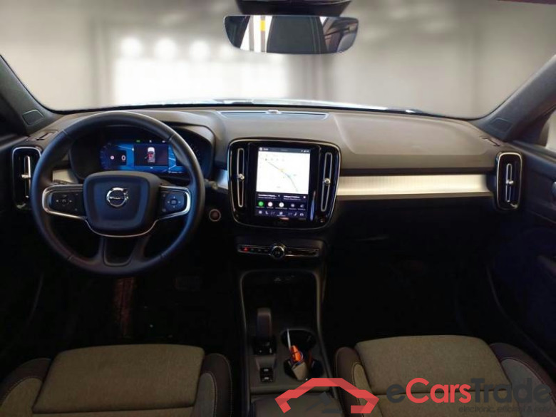 VOLVO XC40 / 2021 / 5P / SUV B3 AUTOMATICO CORE #3
